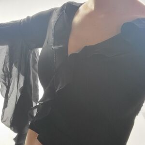 NWT Love ruffle long slit boho sleeve peplum zip back top